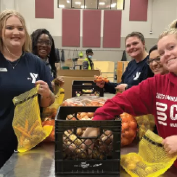 gateway region ymca staff volunteer at the St. Louis Area Foodbank